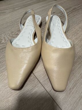 SARTO By Franco Sarto Beige Pointed Slingback Flats